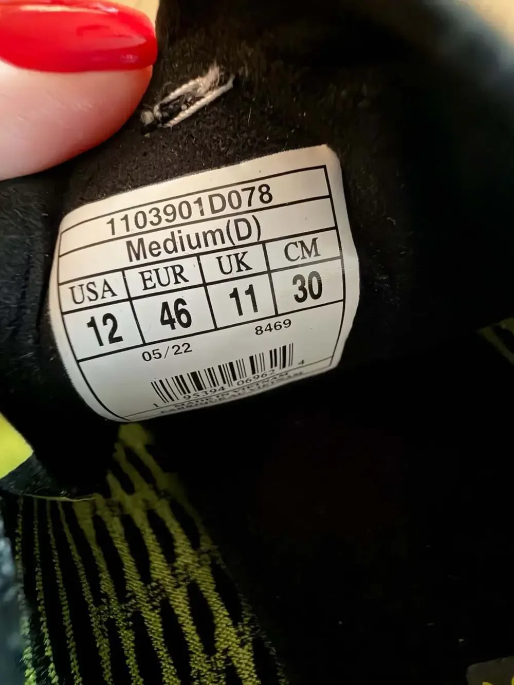Brooks Hyperion Max Men's Road Running Shoes in Black/Blazing Yellow